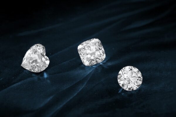 4 Ways To Identify A Raw Diamond